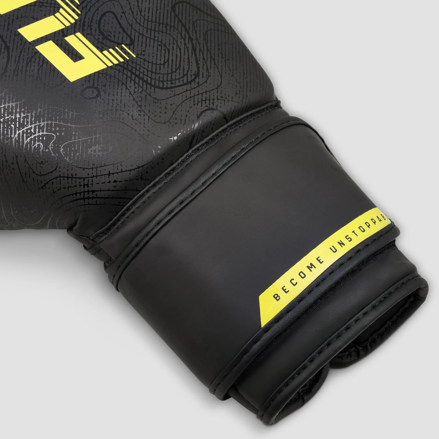 Black/Yellow Fumetsu Arc Boxing Gloves - Image 3