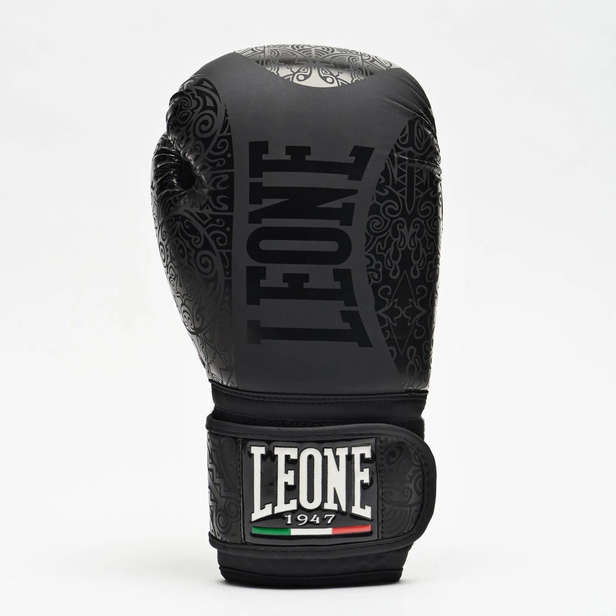 Black Leone Maori Boxing Gloves - Image 2
