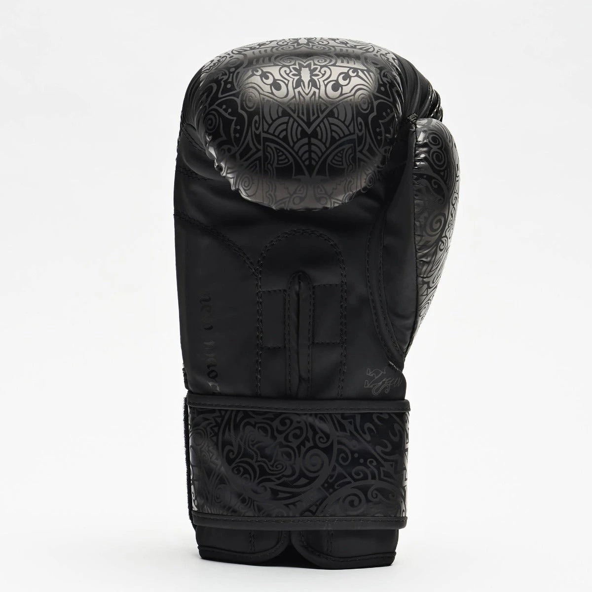 Black Leone Maori Boxing Gloves - Image 3