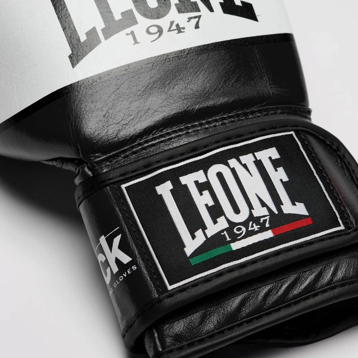 Black Leone Shock Boxing Gloves - Image 7