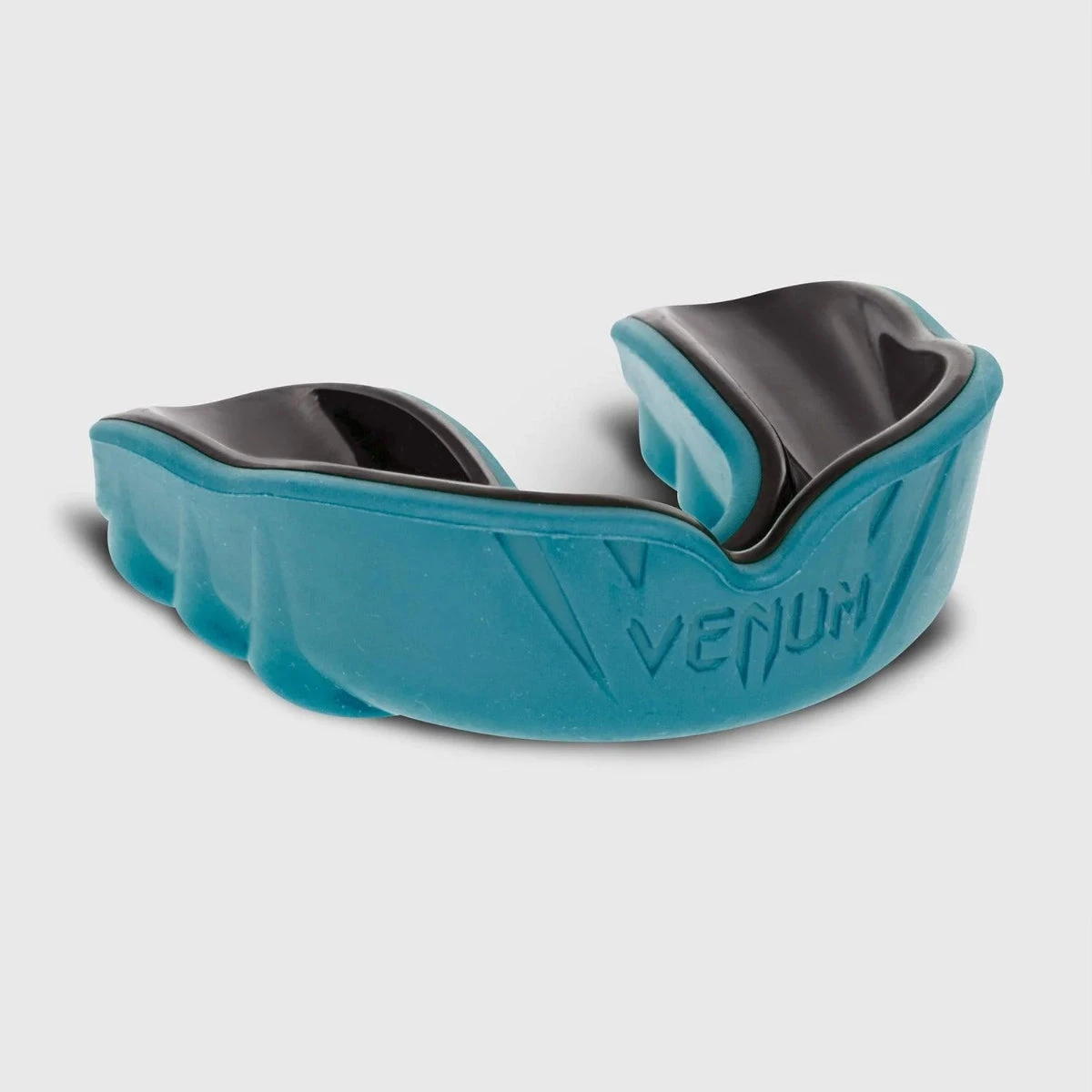 Blue/Black Venum Challenger Mouth Guard - Image 2