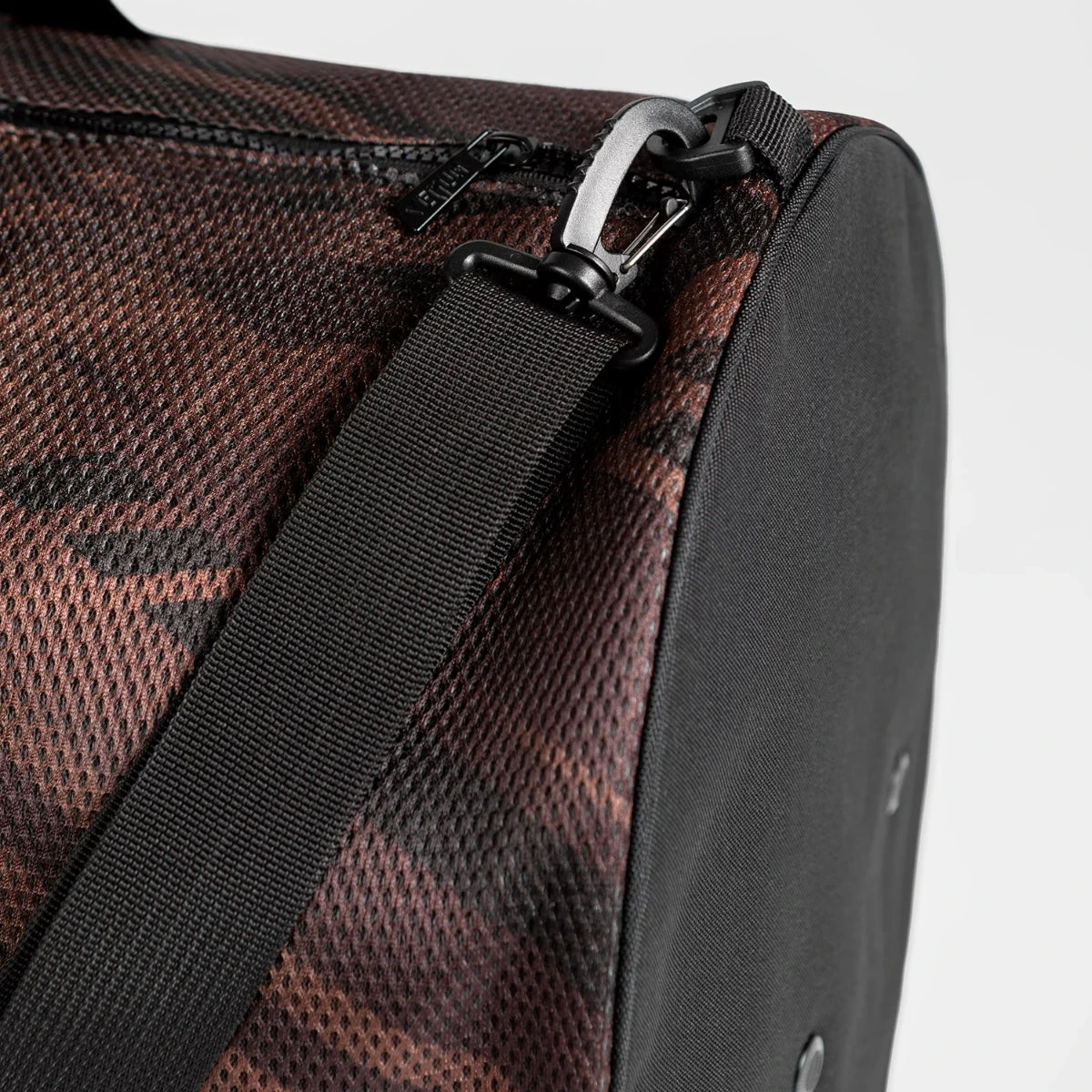 Dark Brown Venum Tecmo 2.0 Duffle Bag - Image 6