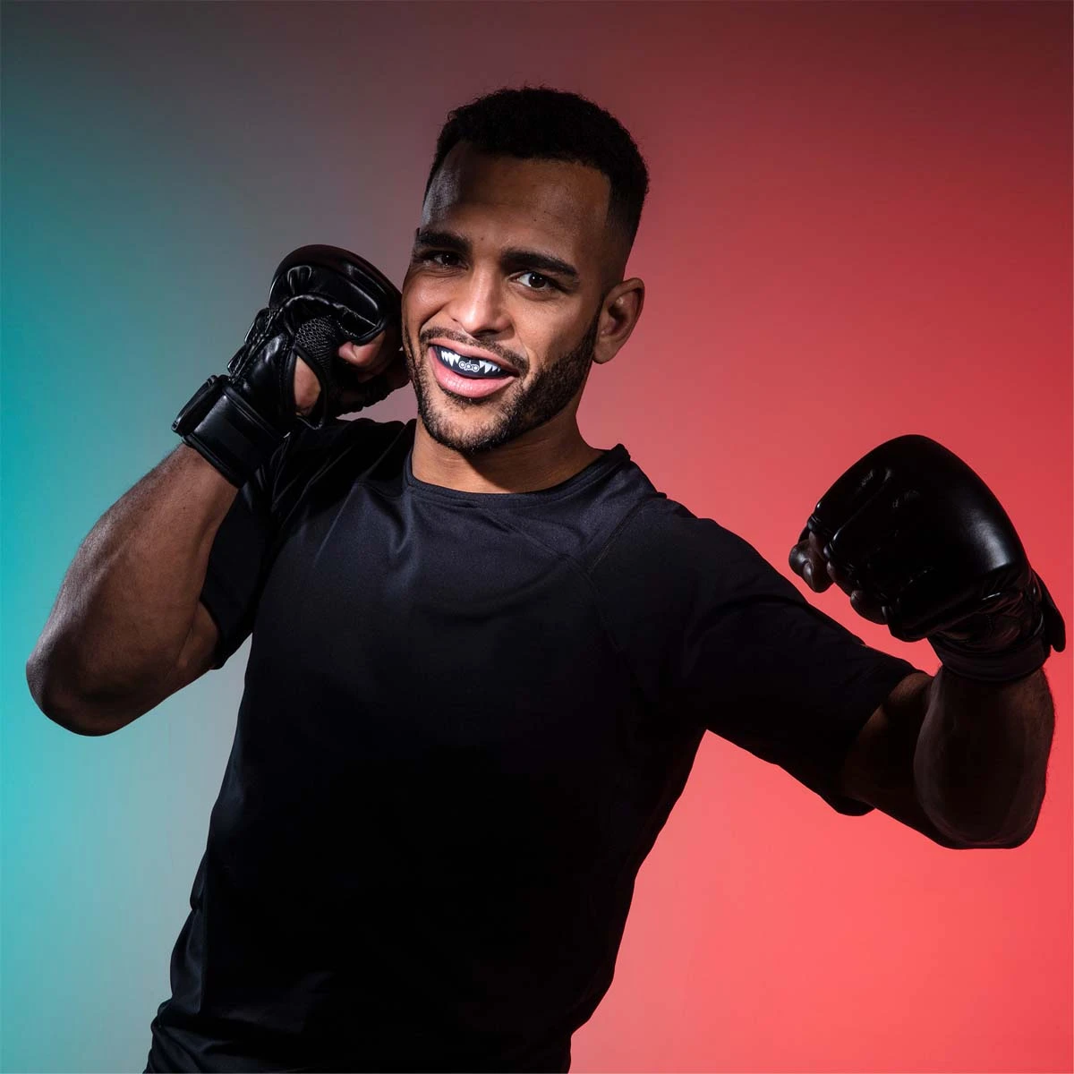 Black/White Opro Instant Custom-Fit Jaws Mouth Guard - Image 2