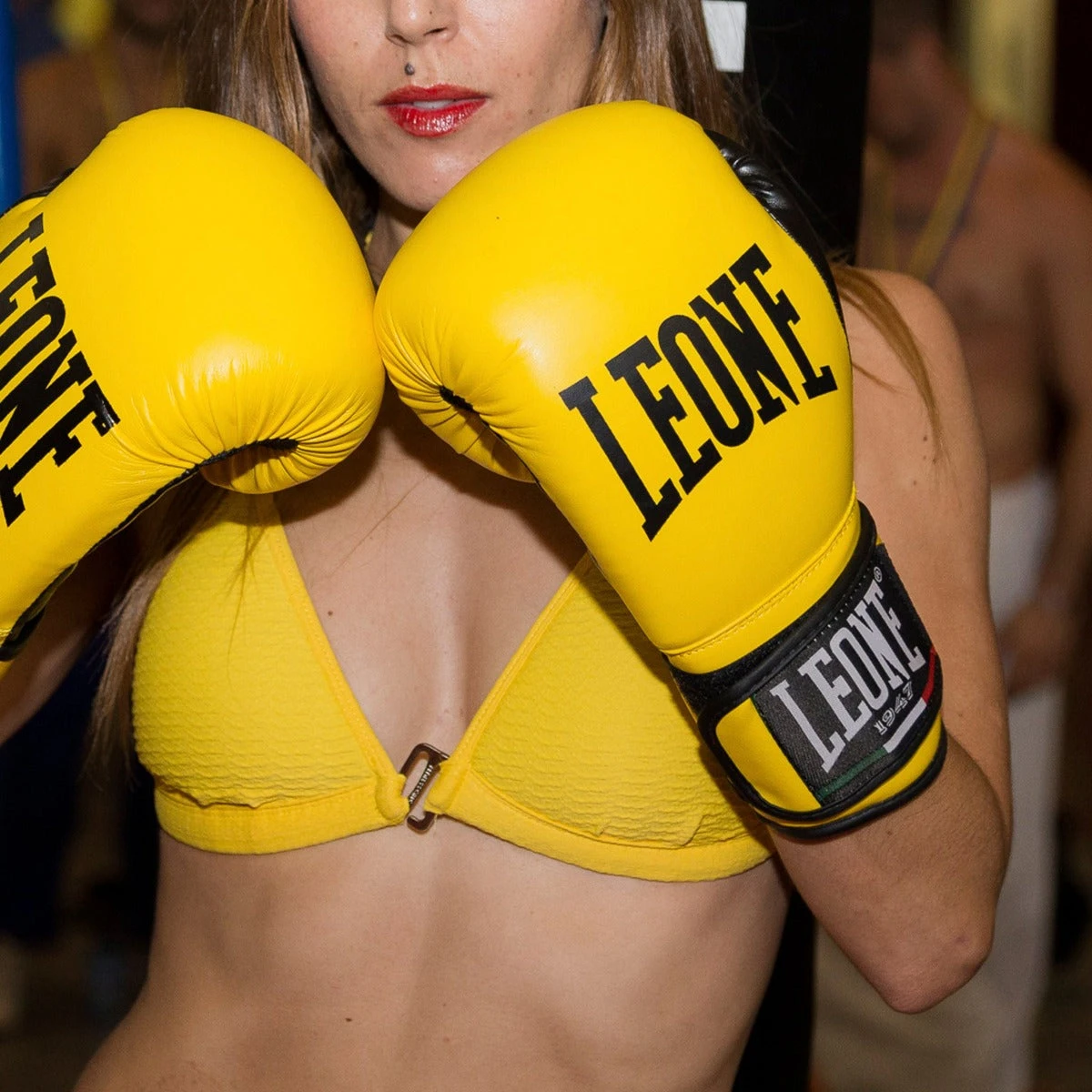 Yellow Leone Flash Boxing Gloves - Image 8